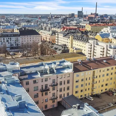 The Area W Free Parking Garage, 200m Tram And Bus