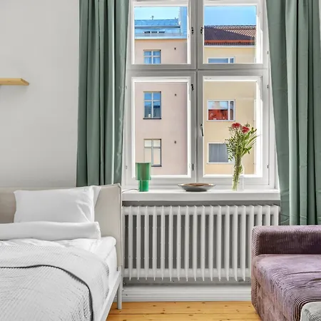 The Area W Free Parking Garage, 200m Tram And Bus Apartment *
